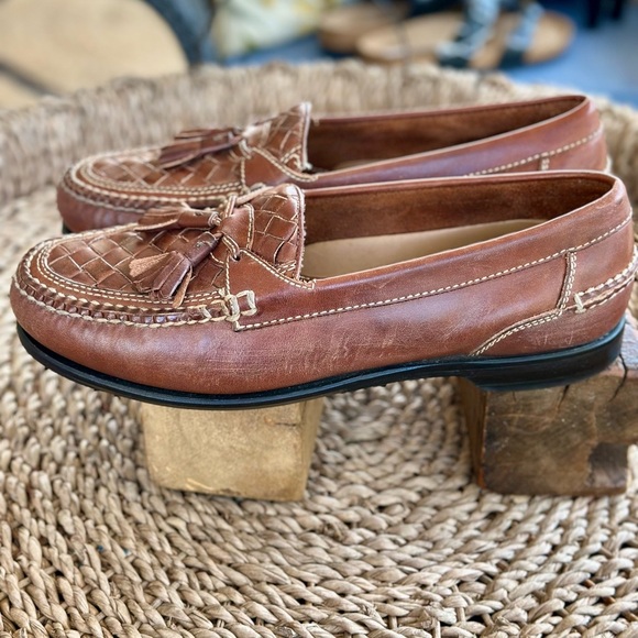 Johnston & Murphy Brown Leather Loafers with Tassels - Picture 7 of 8